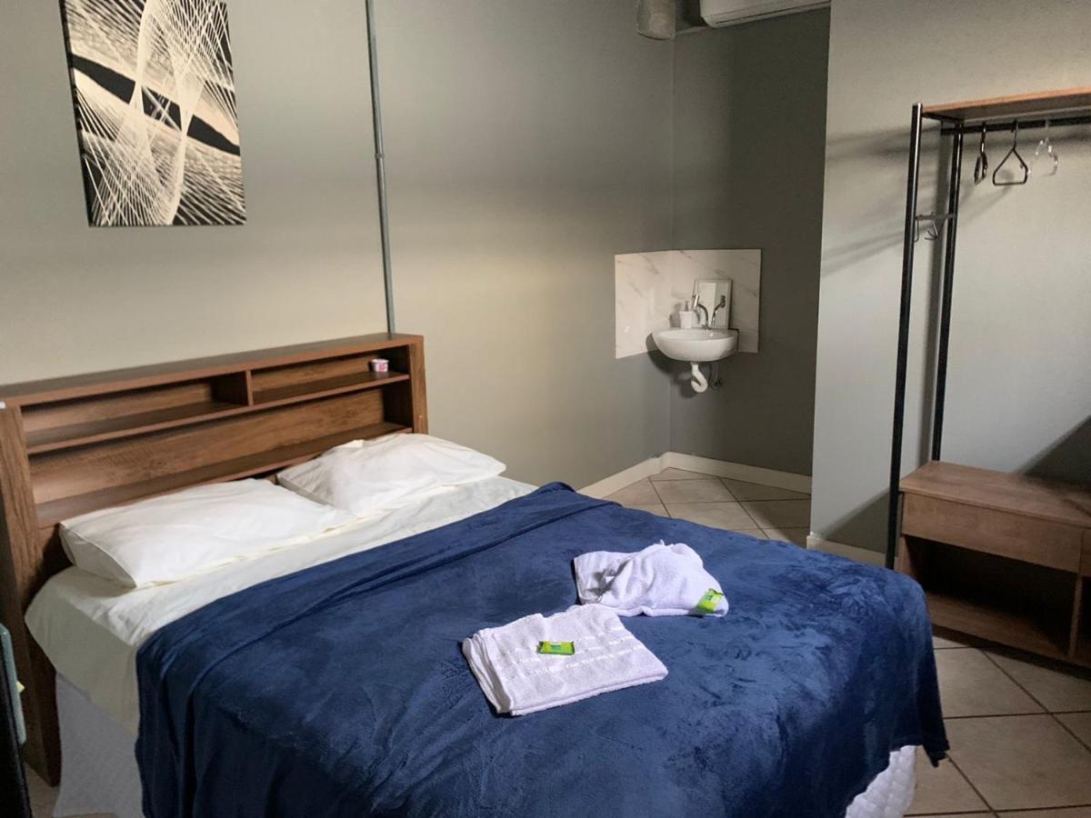 Esquina 8 Suites Confort & Hostel Florianópolis Екстериор снимка